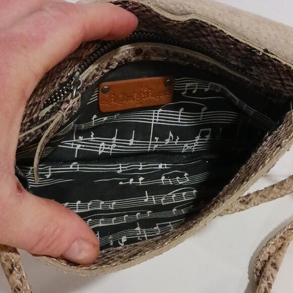 Rhythm & Rhyme metallic snake print fringe crossbody bag - Picture 5 of 8